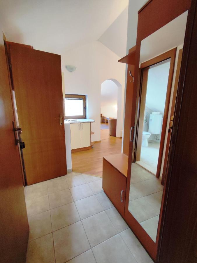 מוסטר Apartments Sole Mio מראה חיצוני תמונה