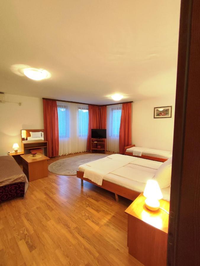 מוסטר Apartments Sole Mio מראה חיצוני תמונה