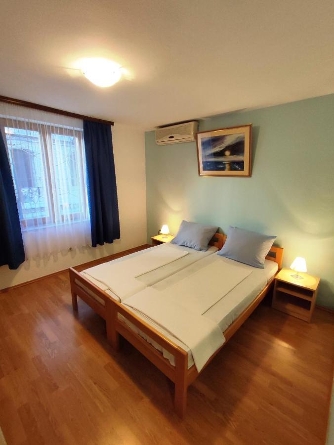 מוסטר Apartments Sole Mio מראה חיצוני תמונה