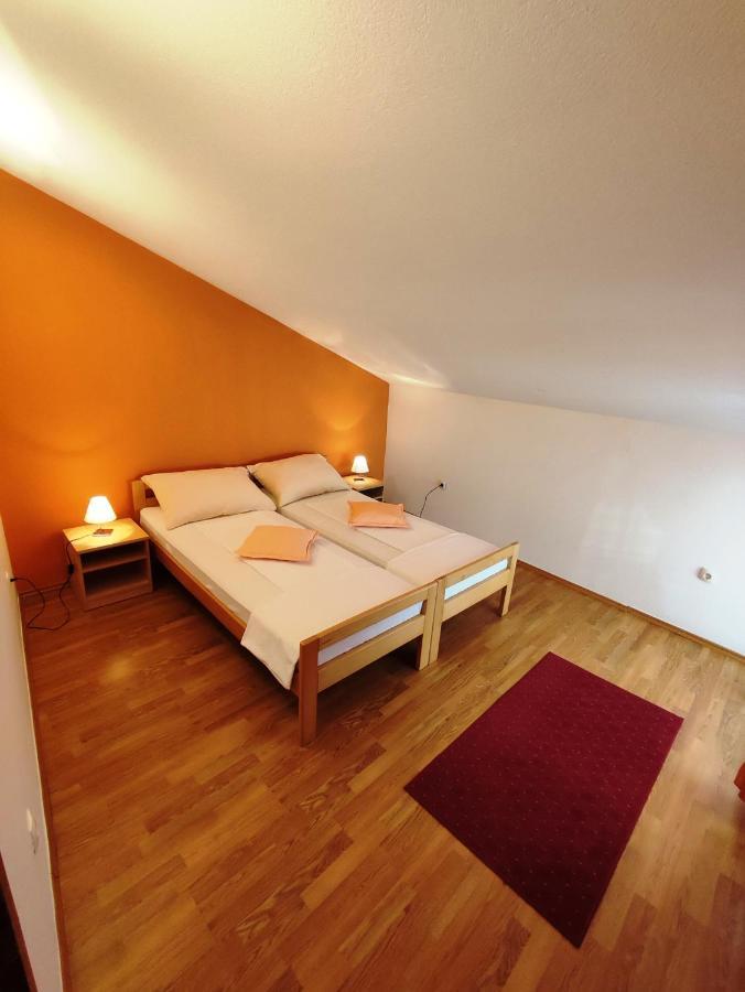 מוסטר Apartments Sole Mio מראה חיצוני תמונה